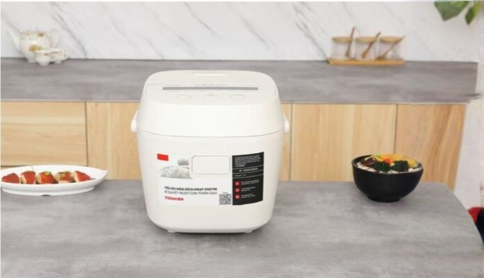 Nồi Cơm Điện Tử Toshiba RC-18DR5UVN