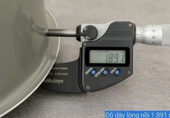 Nồi Cơm Điện Toshiba RC-10JH1TVN