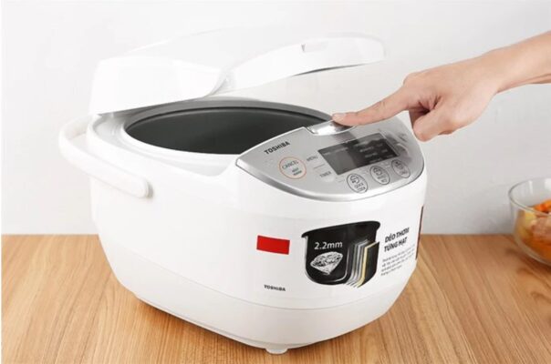 Nồi Cơm Điện Tử Toshiba RC-18DH2PV