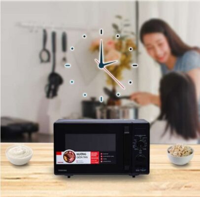 Lò Vi Sóng Có Nướng Toshiba Tự động nấu theo khối lượng.