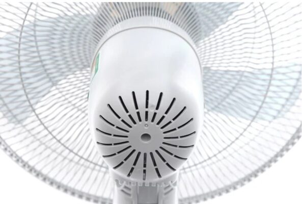 Quạt Đứng Toshiba với Thiết Kế Thanh Lịch